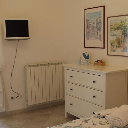 La Stanza Di Vali Vendégház Sperlonga Kültér fotó